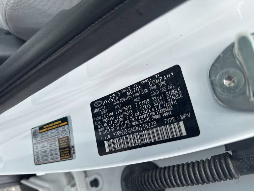 Used 2024 Hyundai Kona SEL FWD image 31