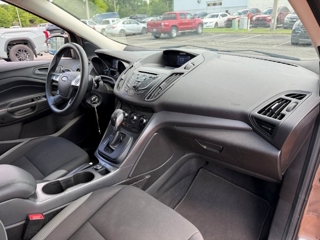 Used 2015 Ford Escape S FWD image 20