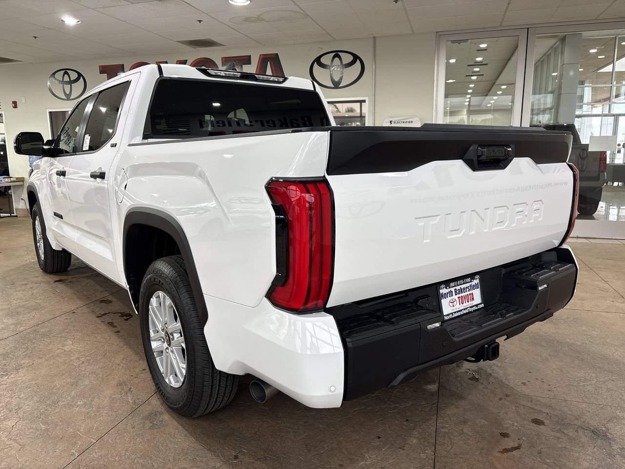 New 2026 Toyota Tundra SR5 w/ SR5 Convenience Package RWD image 8