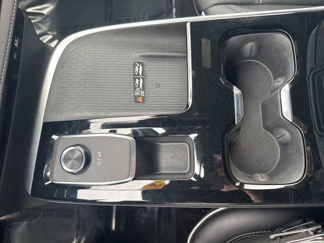 Used 2025 Buick Enclave Preferred FWD image 32