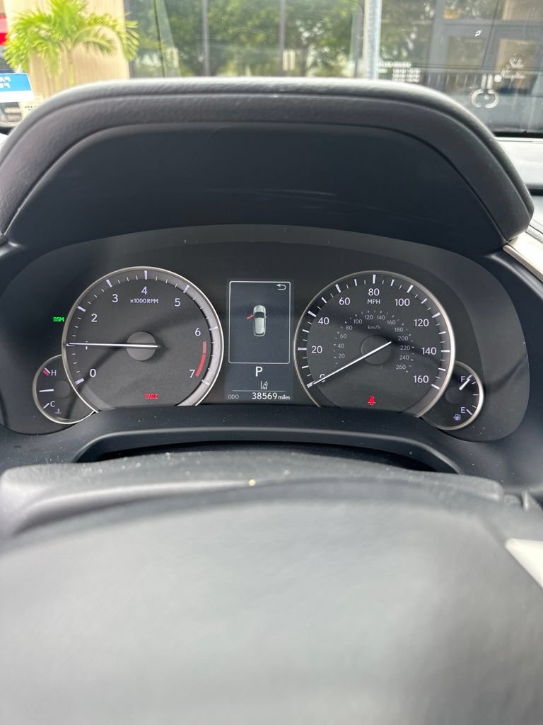 Used 2022 Lexus RX 350 AWD w/ Luxury Package image 16