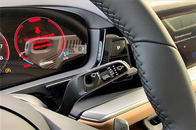 New 2026 Porsche Cayenne image 37