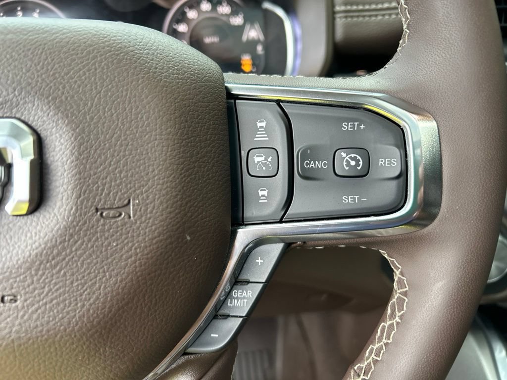 Used 2026 RAM 1500 Laramie AWD/4WD image 23