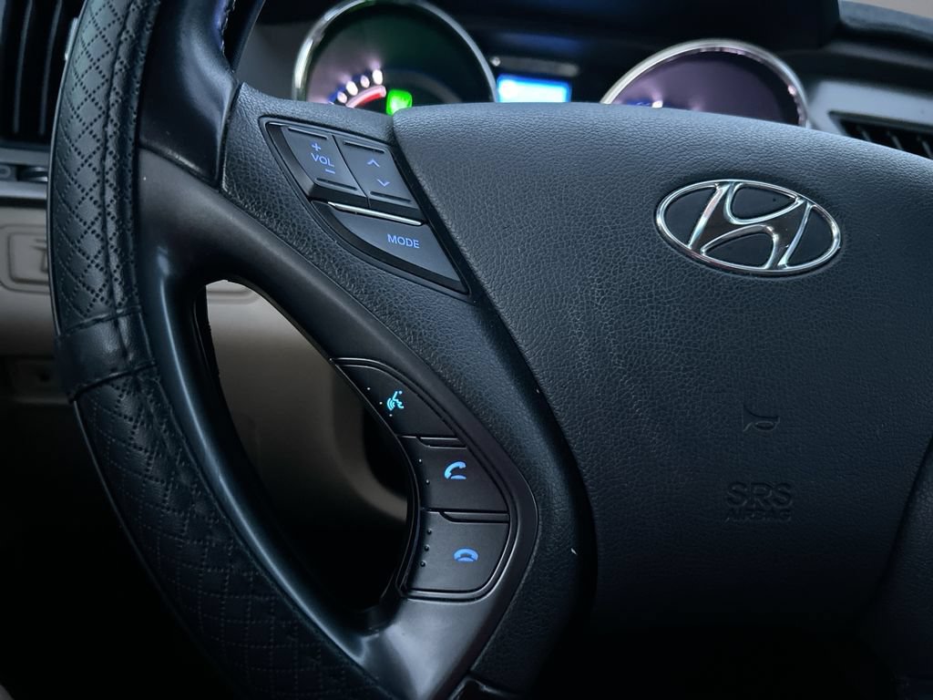 Used 2013 Hyundai Sonata Limited FWD image 16