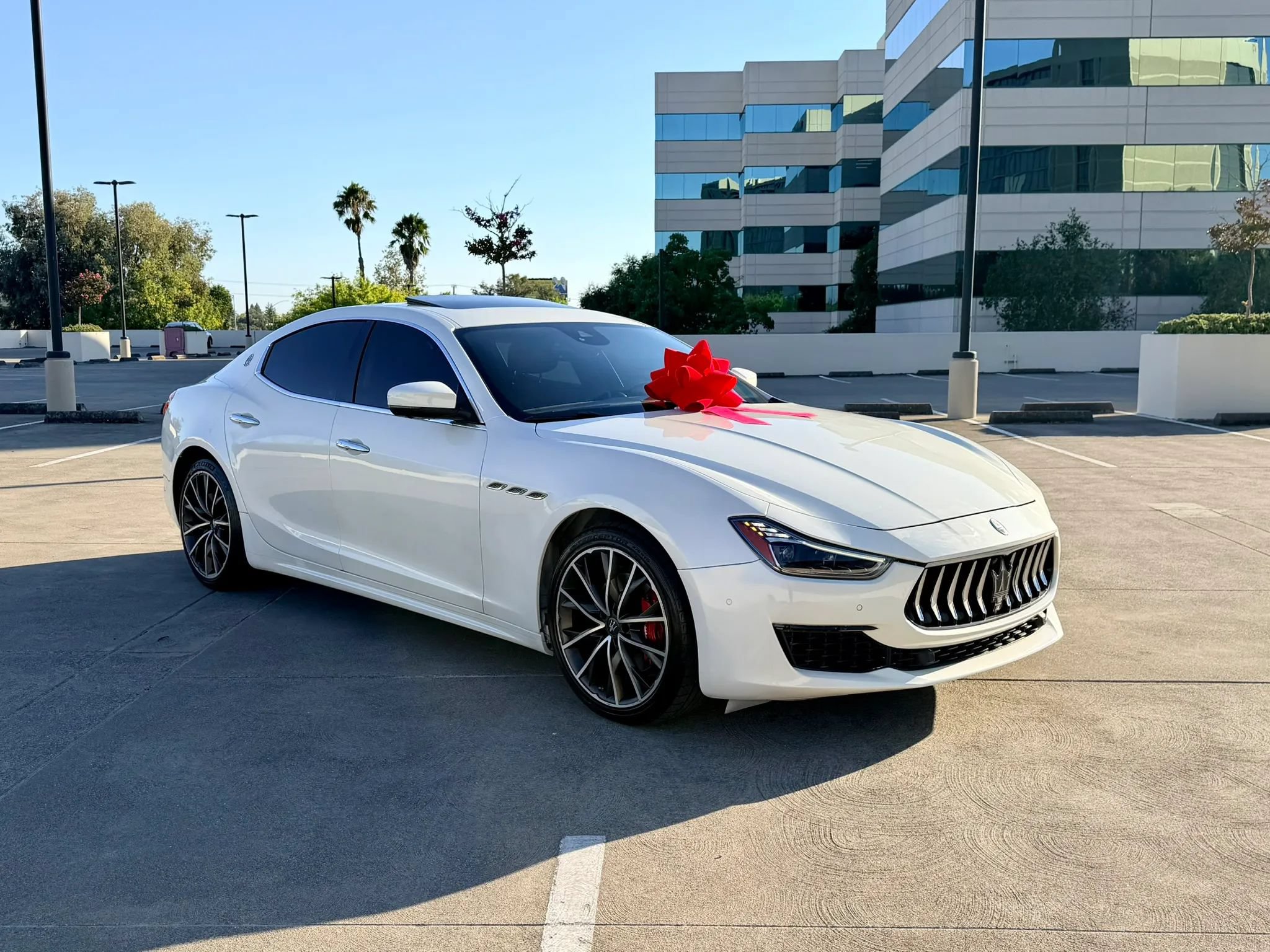 Used 2019 Maserati Ghibli GranLusso RWD image 16