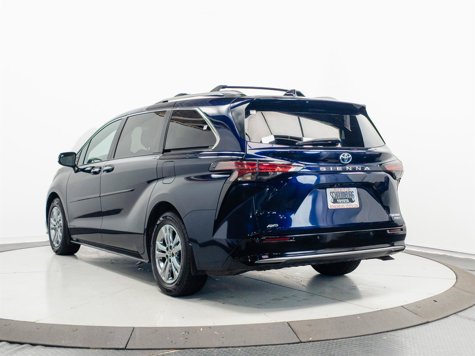 Certified 2024 Toyota Sienna Platinum AWD/4WD image 10