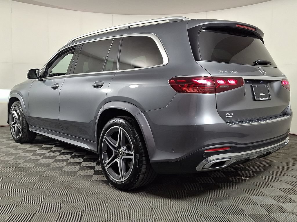 Used 2024 Mercedes-Benz GLS 450 4MATIC image 7