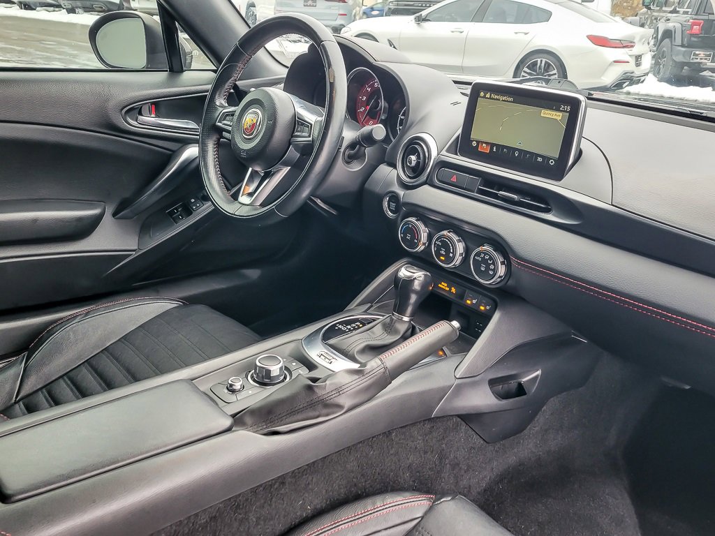 Used 2020 FIAT 124 Spider Abarth w/ Convenience Group image 19