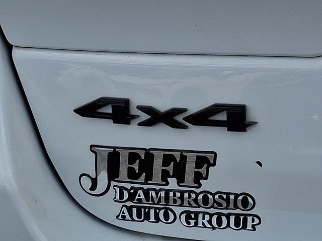 Certified 2023 Jeep Grand Cherokee Altitude AWD/4WD image 35