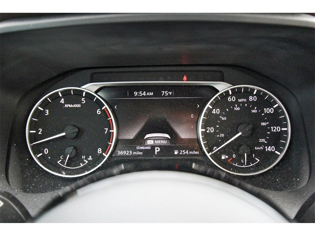 Used 2022 Nissan Rogue SV image 10