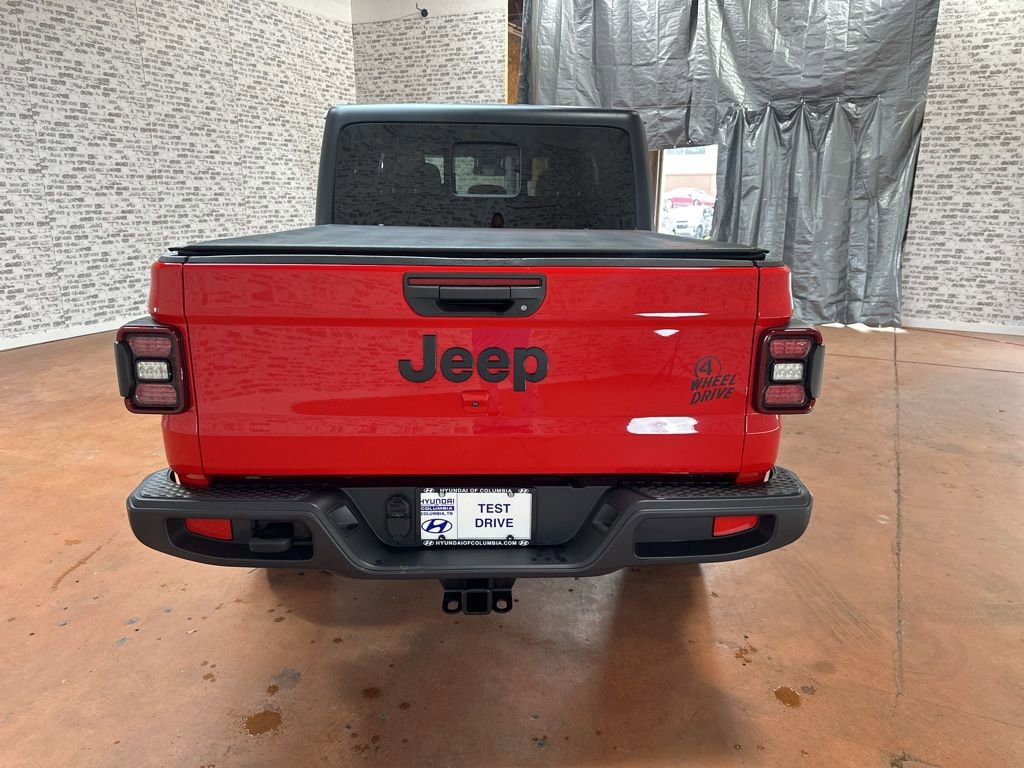 Used 2024 Jeep Gladiator Sport AWD/4WD image 7