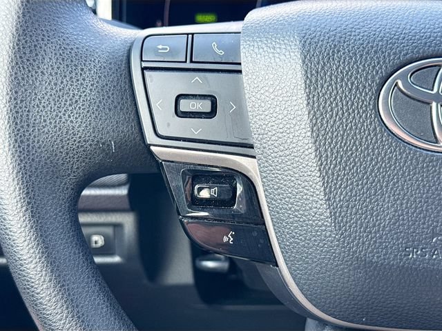 Used 2025 Toyota Camry LE FWD image 36