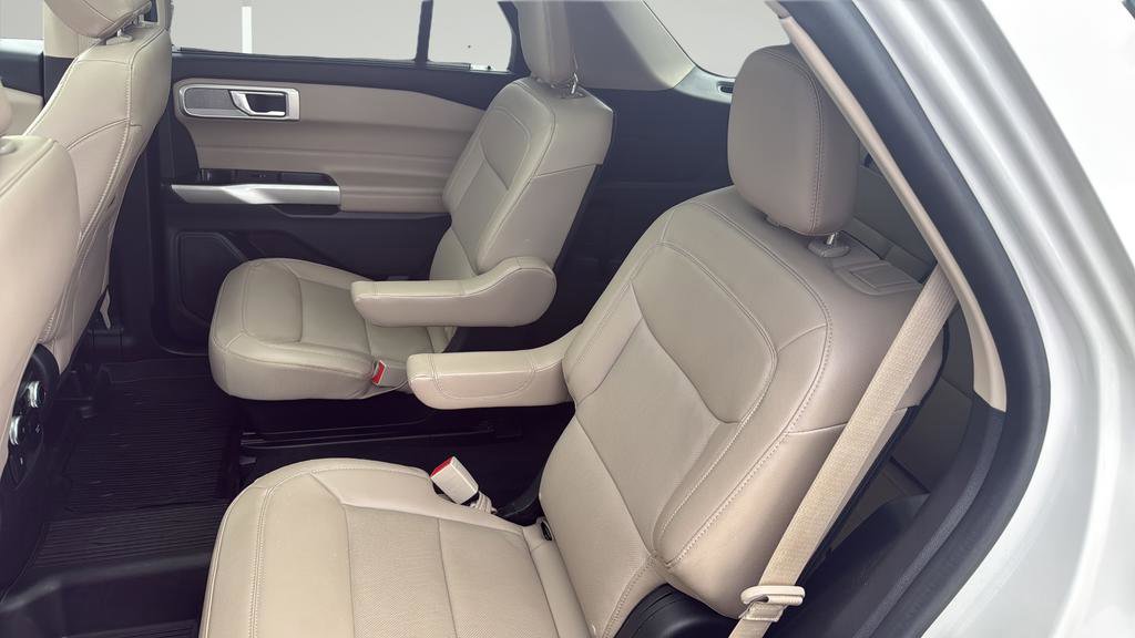 Used 2022 Ford Explorer Limited image 34