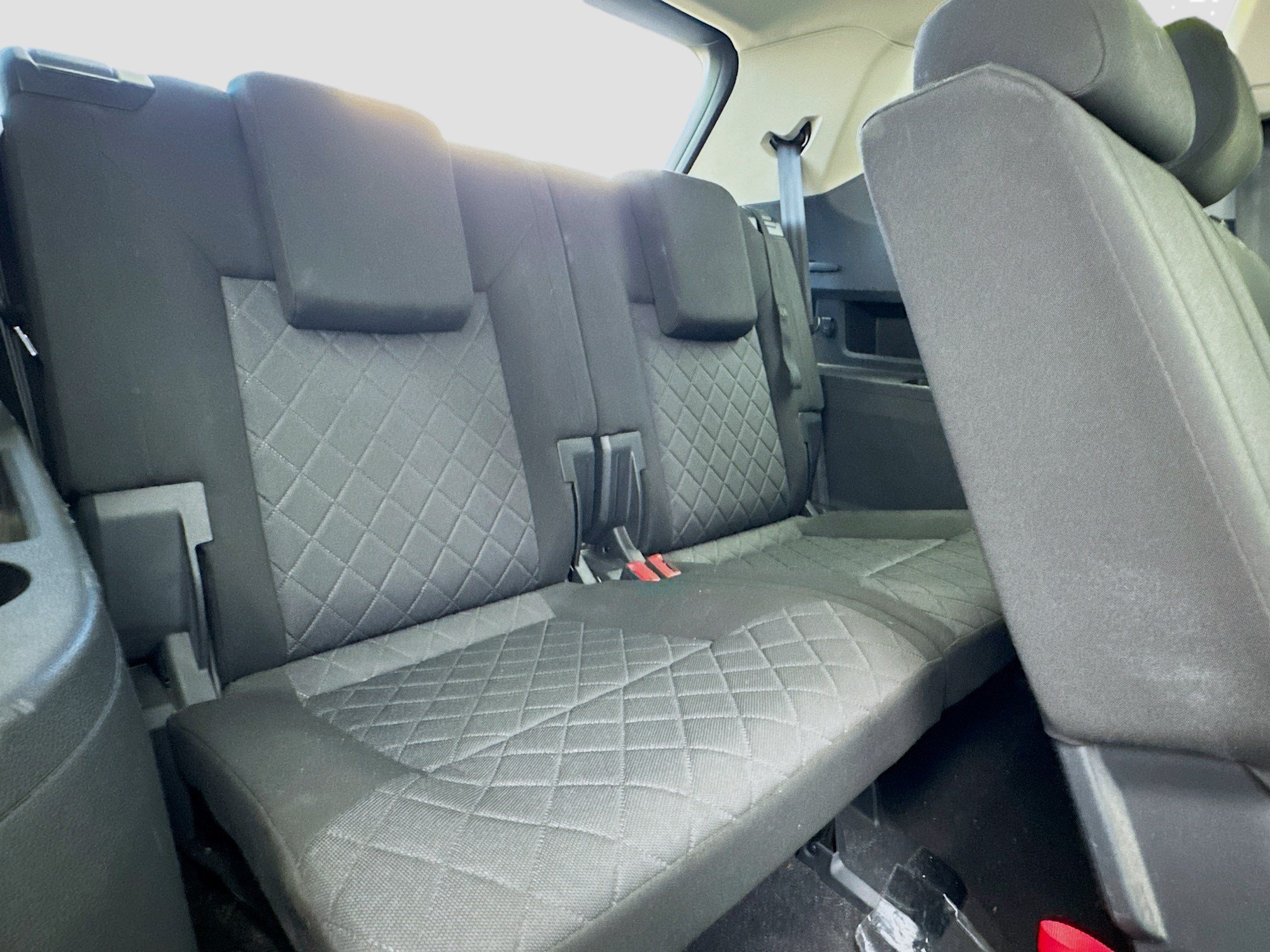 Used 2018 Volkswagen Atlas S FWD image 18