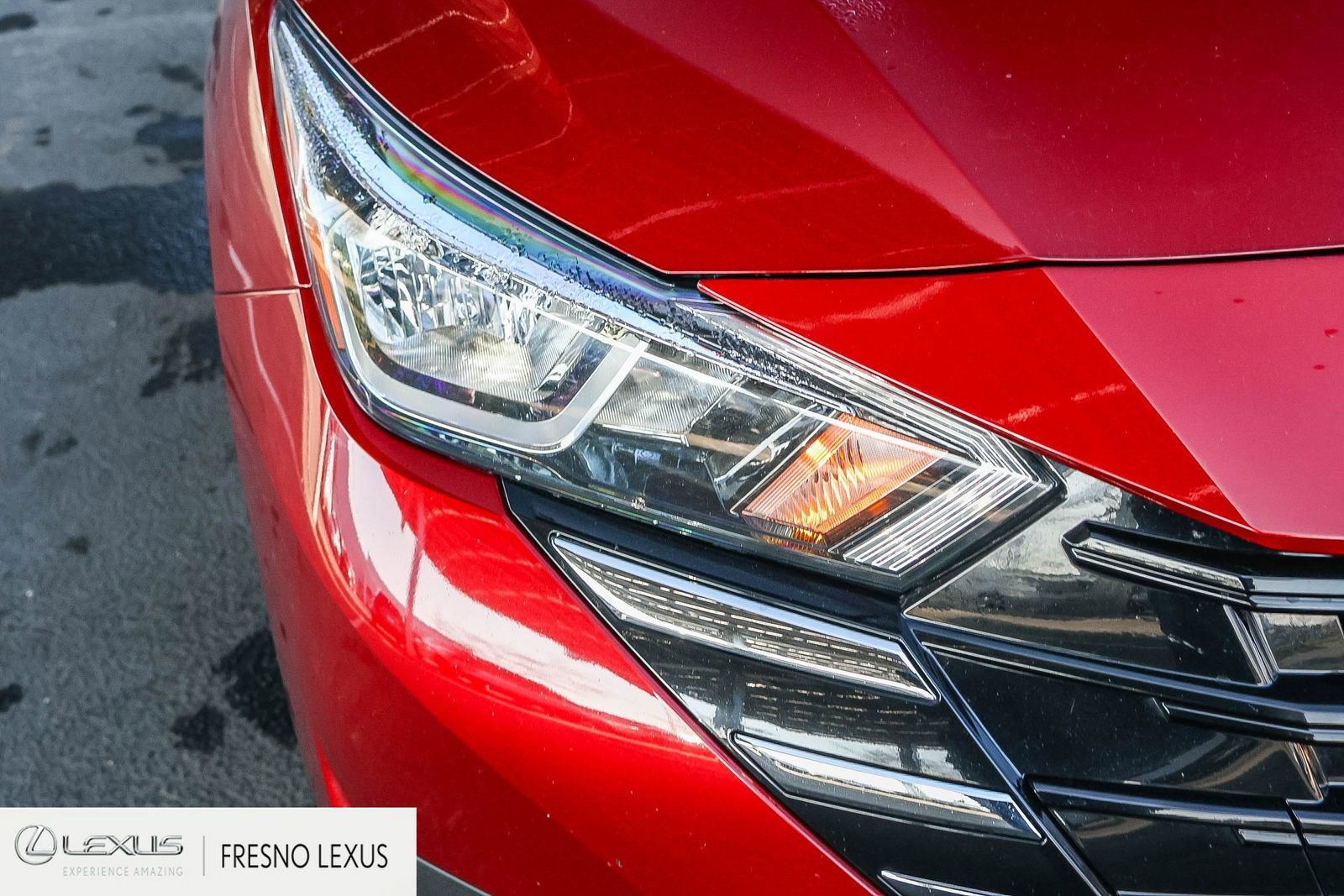 Used 2024 Nissan Versa SV image 10