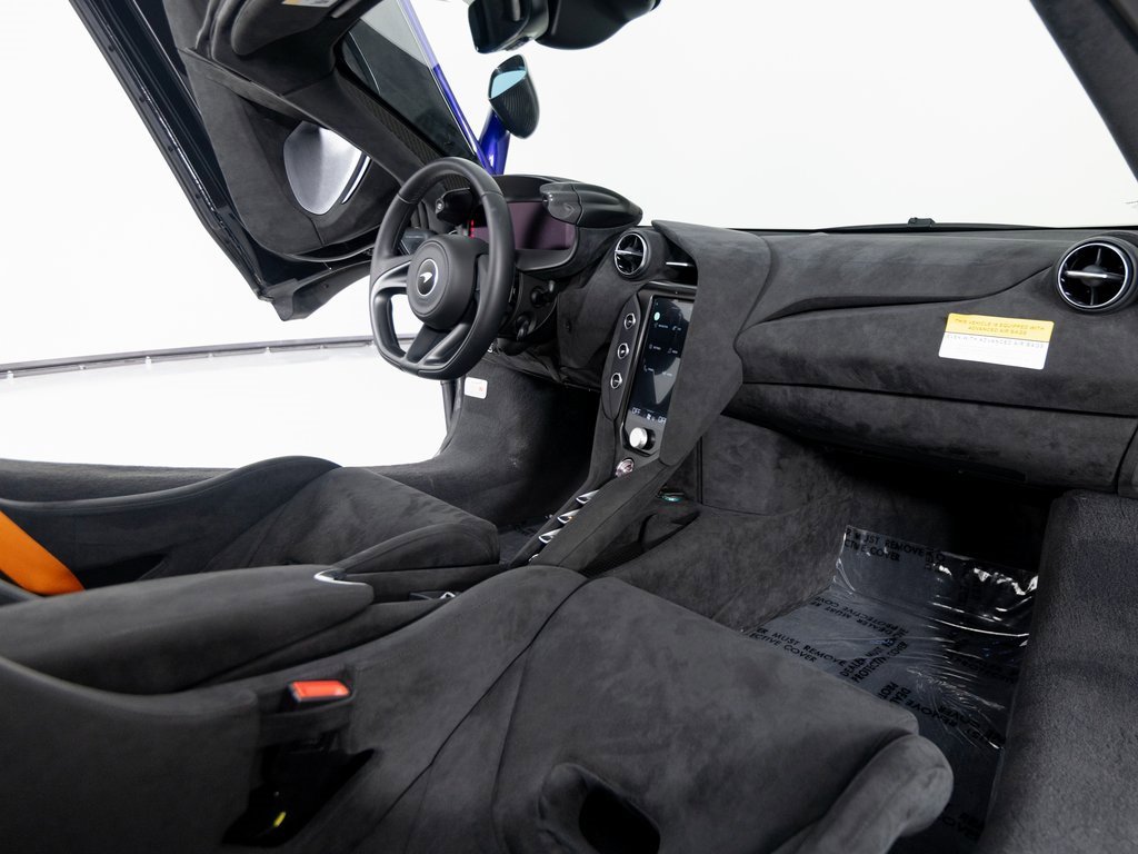 New 2024 McLaren 750S Spider image 26