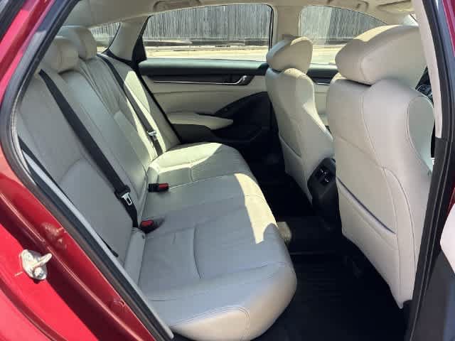 Used 2018 Honda Accord Touring image 22