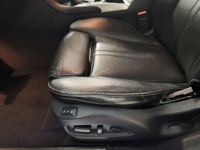 Used 2012 Cadillac SRX Performance FWD image 24
