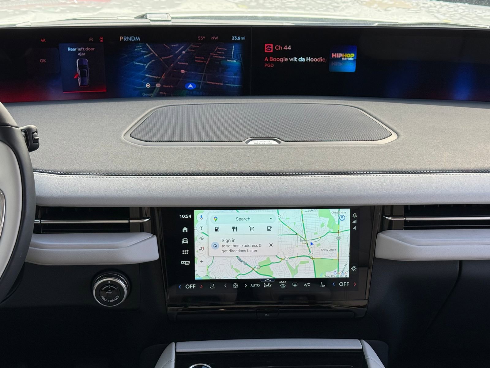 New 2026 Lincoln Navigator Reserve w/ Jet Appearance Package image 19