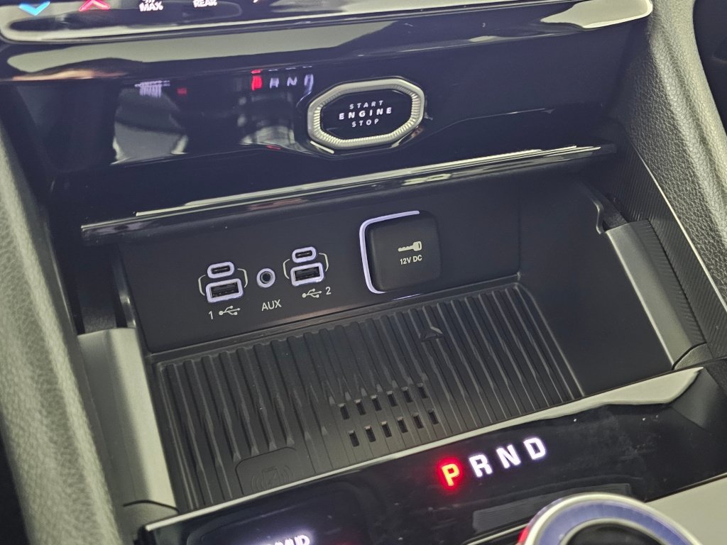 New 2026 Jeep Grand Cherokee Limited AWD/4WD image 32