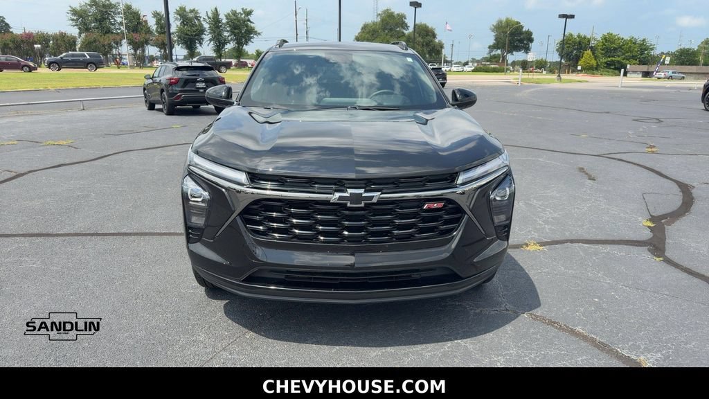 Used 2026 Chevrolet Trax RS w/ Driver Confidence Package FWD image 3