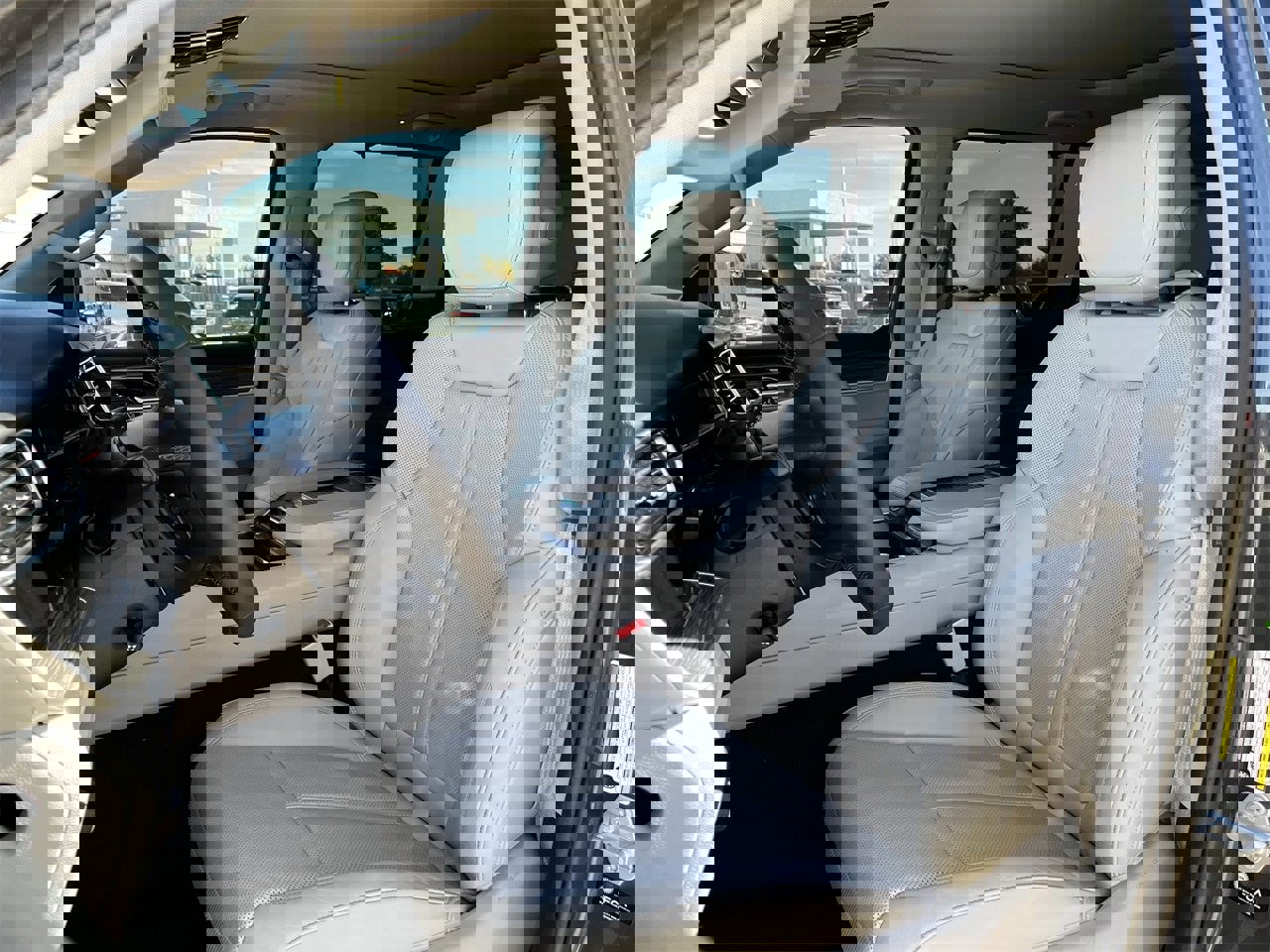 Used 2022 Jeep Wagoneer Series III w/ Premium Group I image 24