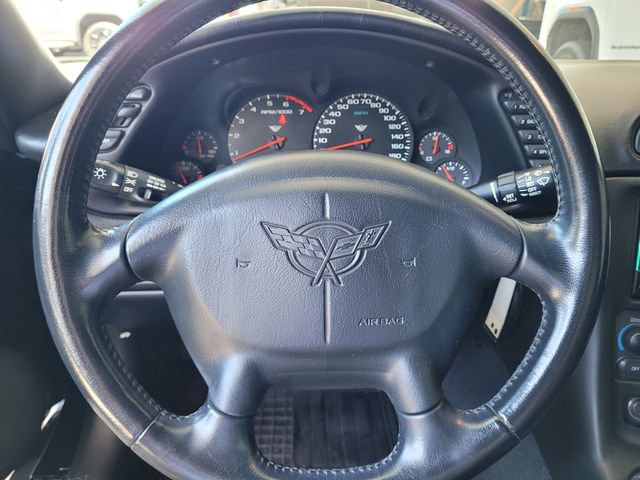 Used 2002 Chevrolet Corvette Convertible w/ Preferred Equipment Group2 RWD image 23