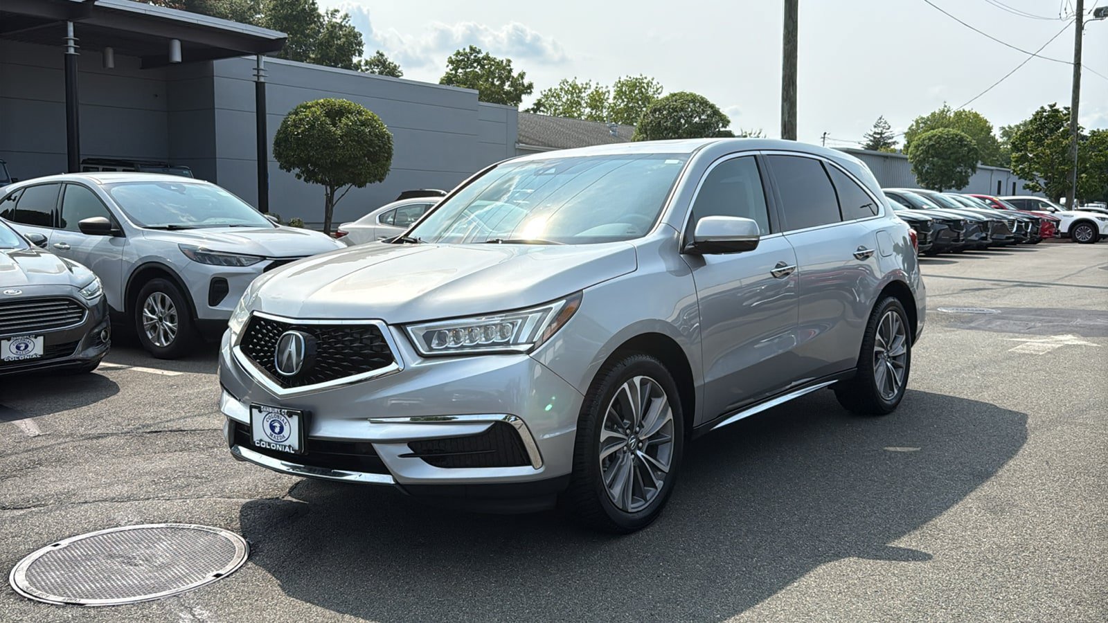 Used 2018 Acura MDX w/ Technology Package AWD/4WD image 3