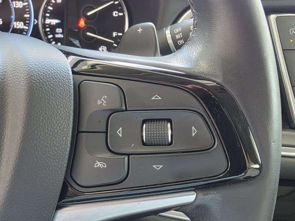 Used 2022 Buick Enclave Avenir w/ Avenir Technology Package FWD image 47