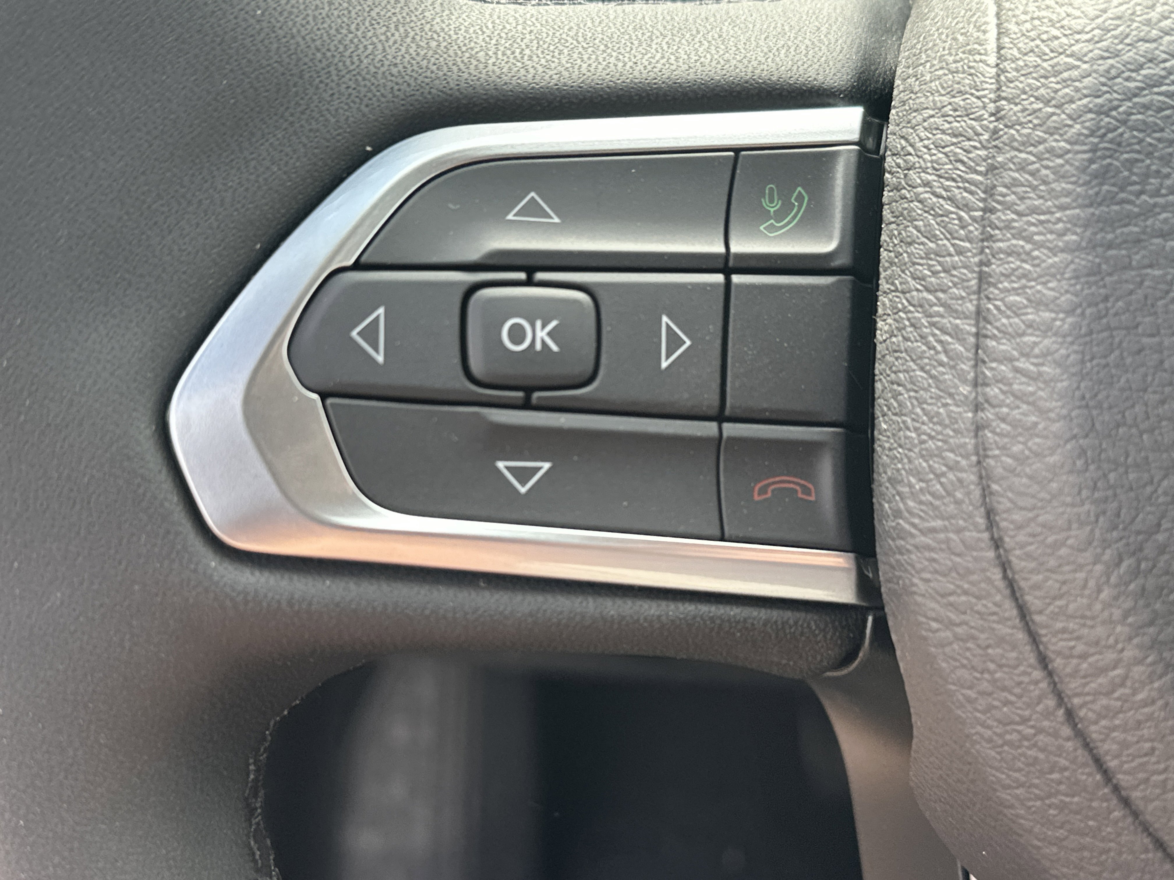 New 2026 Jeep Compass Latitude image 22