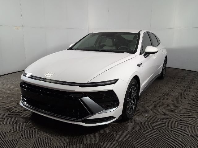 New 2026 Hyundai Sonata Blue