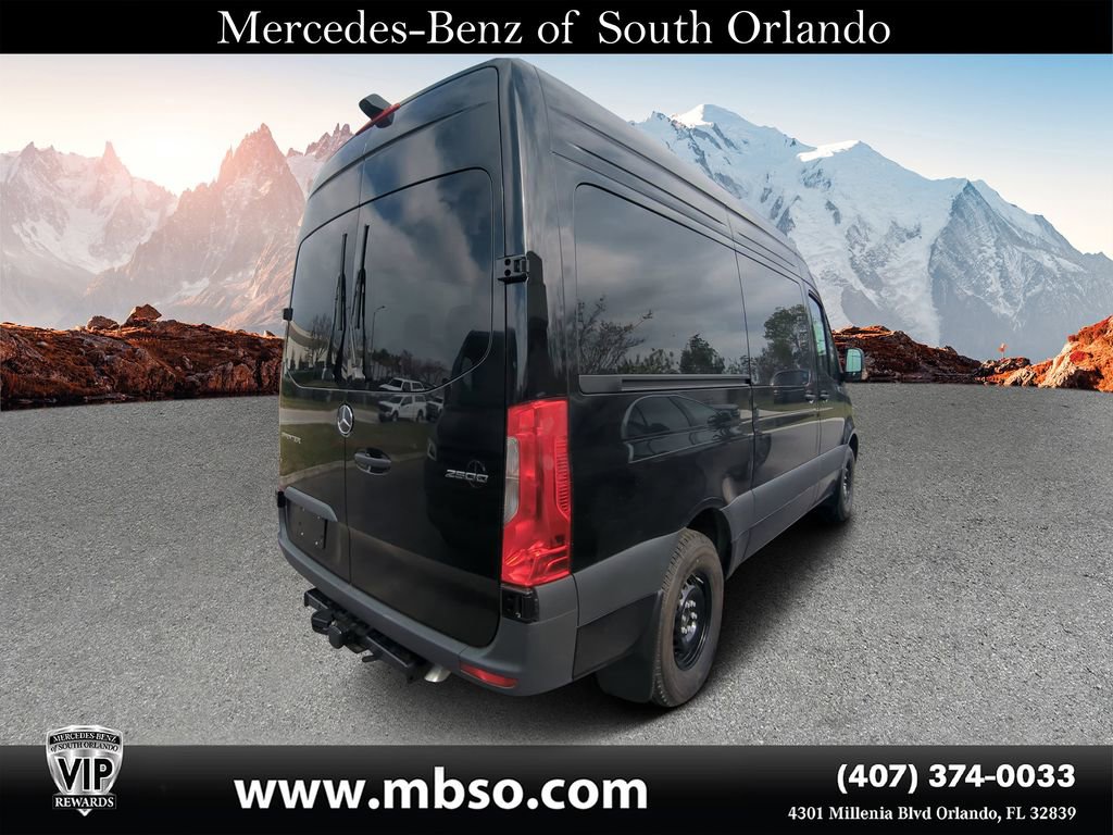 Used 2025 Mercedes-Benz Sprinter 2500 image 14