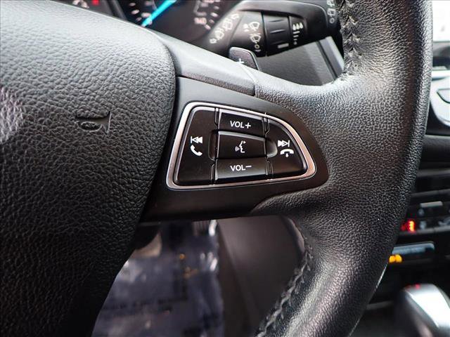 Used 2017 Ford Escape Titanium image 16