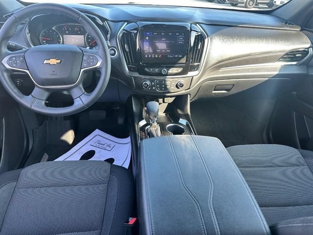 Used 2023 Chevrolet Traverse LT FWD image 12