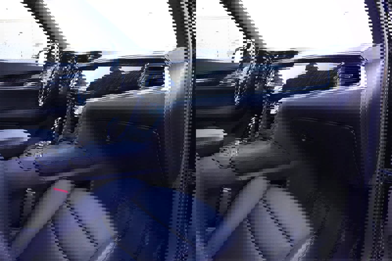 Used 2022 Cadillac XT6 Premium Luxury w/ Technology Package image 22