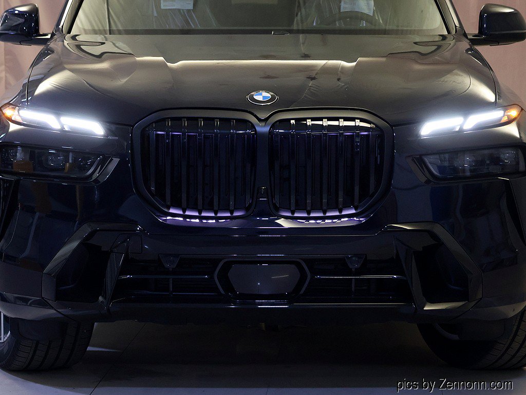 Used 2027 BMW X7 xDrive40i w/ M Sport Package AWD/4WD image 6