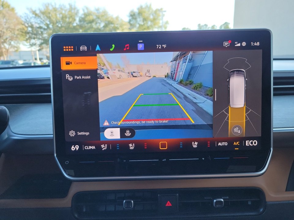 New 2025 Volkswagen ID. Buzz Pro S image 19