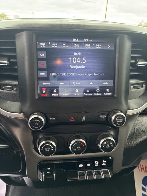 Used 2020 RAM 3500 Big Horn w/ Towing Technology Group image 21