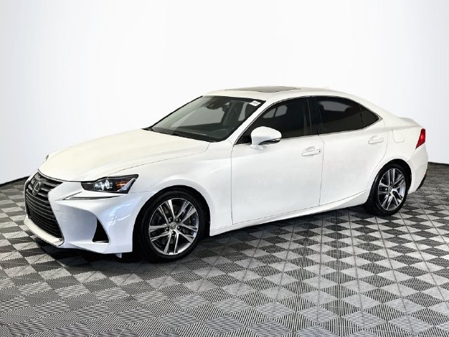 Used 2019 Lexus IS 300 RWD image 4