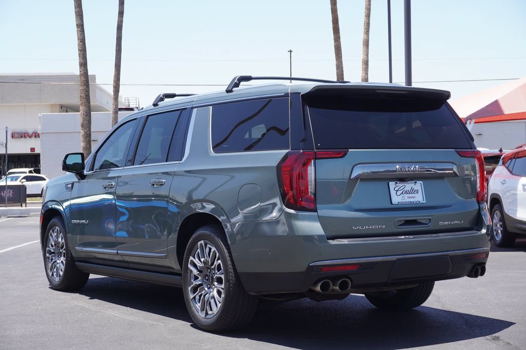 Certified 2023 GMC Yukon XL Denali Ultimate AWD/4WD image 3