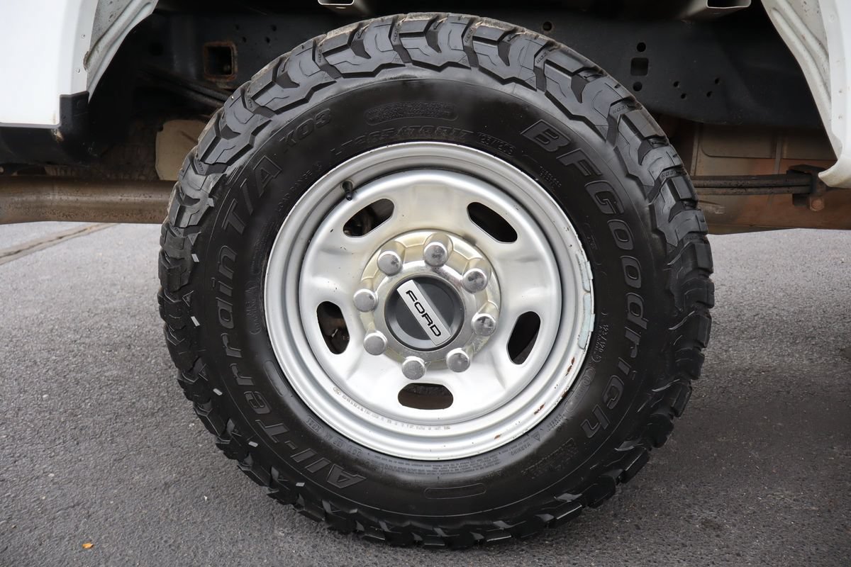 Used 2018 Ford F250 XL w/ Power Equipment Group AWD/4WD image 42