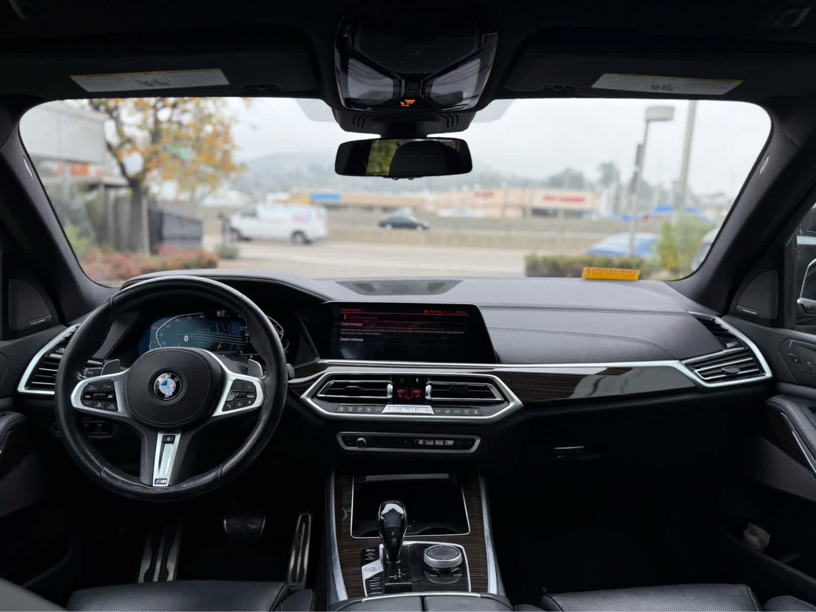 Used 2021 BMW X5 xDrive40i w/ M Sport Package image 6