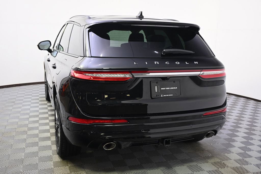 New 2026 Lincoln Corsair Reserve image 4