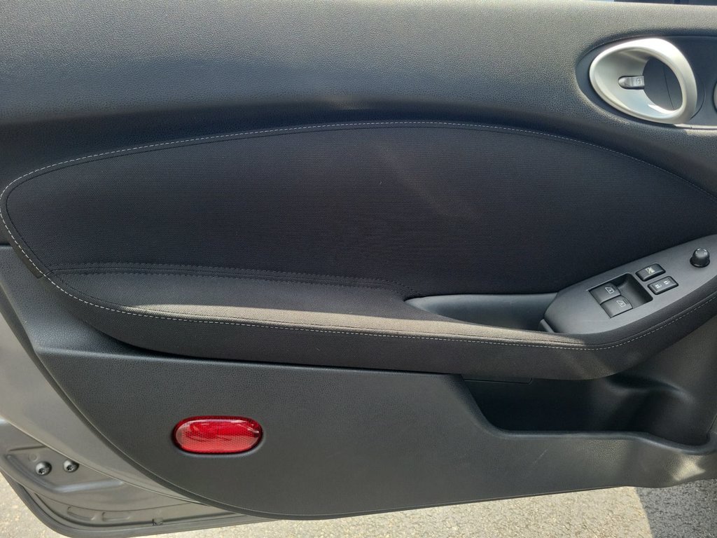 Used 2011 Nissan 370Z Coupe w/ Sport Pkg RWD image 18