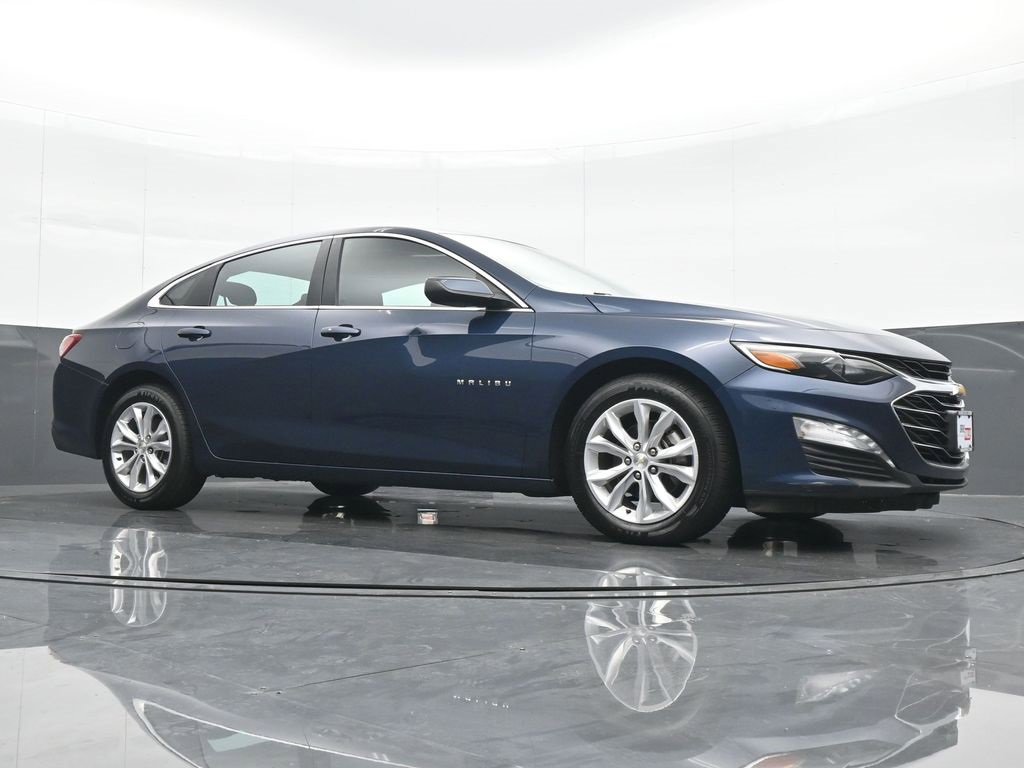 Used 2021 Chevrolet Malibu LT image 23