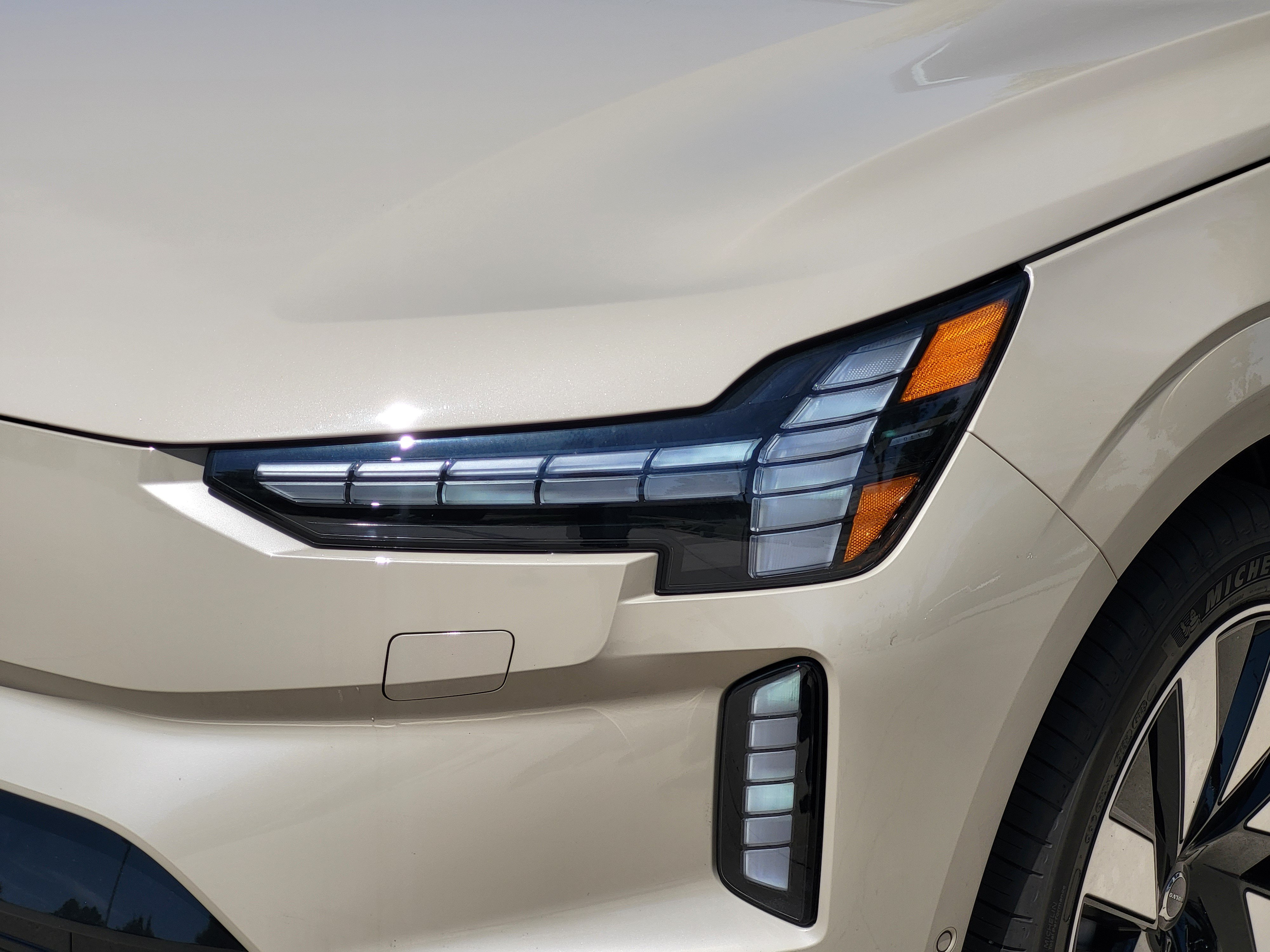 New 2026 Volvo EX90 Ultra AWD/4WD image 5