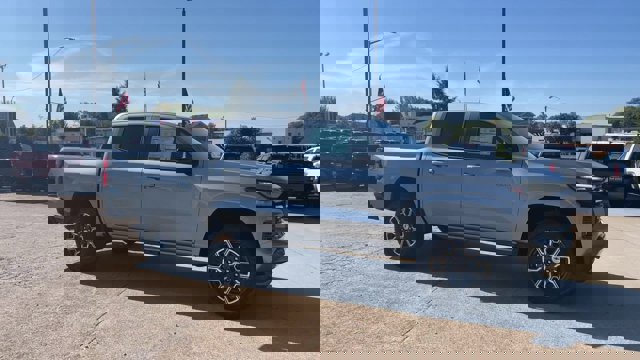 New 2026 Chevrolet Colorado Z71 w/ Z71 Convenience Package 2 image 2