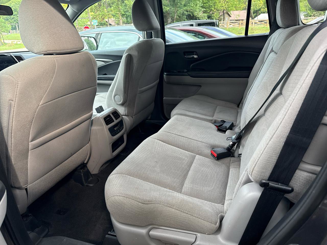 Used 2018 Honda Pilot EX image 8