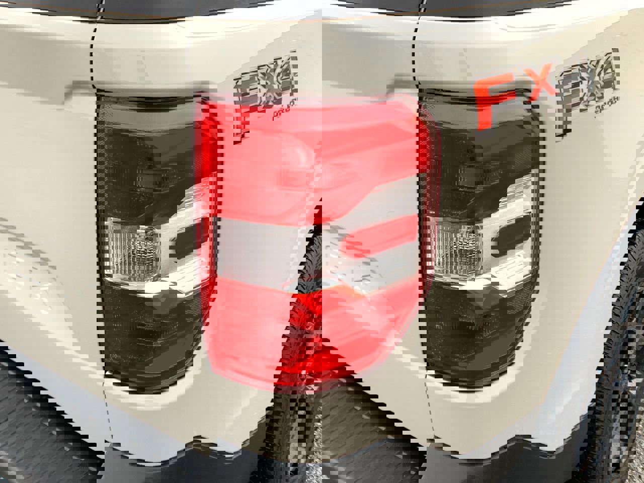 Used 2024 Ford Maverick XLT w/ XLT Luxury Package image 41