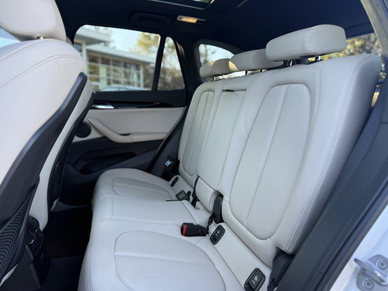 Used 2019 BMW X1 sDrive28i w/ Convenience Package image 13